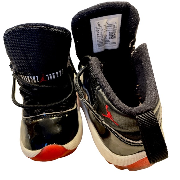 Nike Jordan Retro 11 - Picture 4 of 7